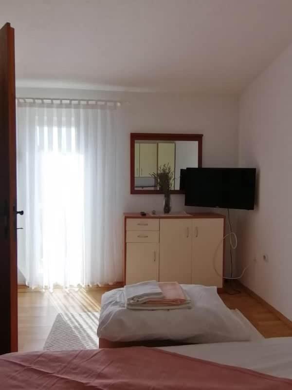 Apartment Krmpotic Vir Esterno foto