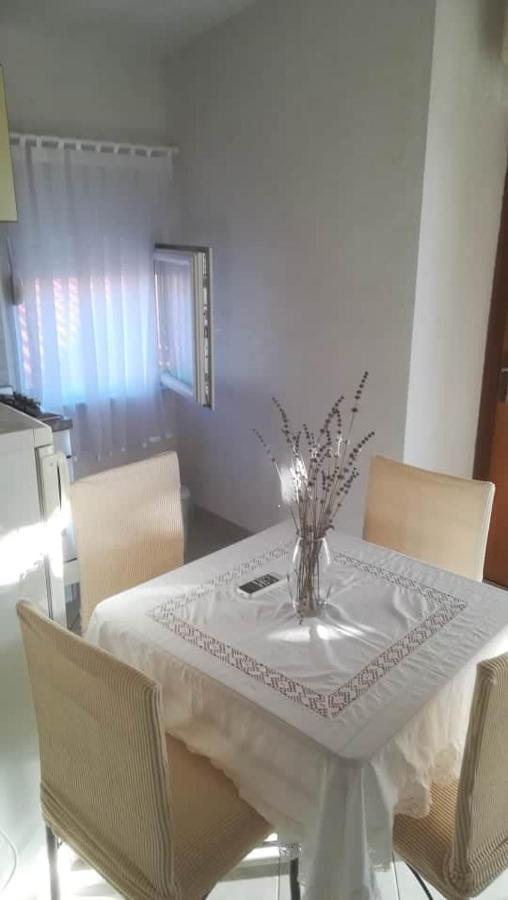 Apartment Krmpotic Vir Esterno foto