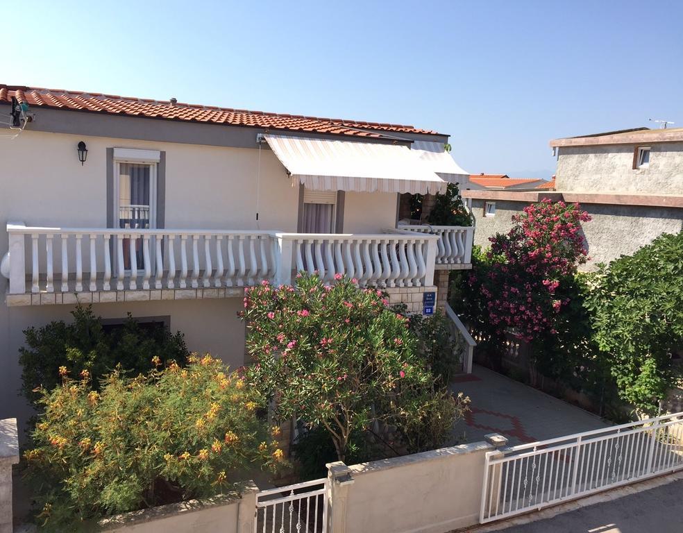 Apartment Krmpotic Vir Esterno foto