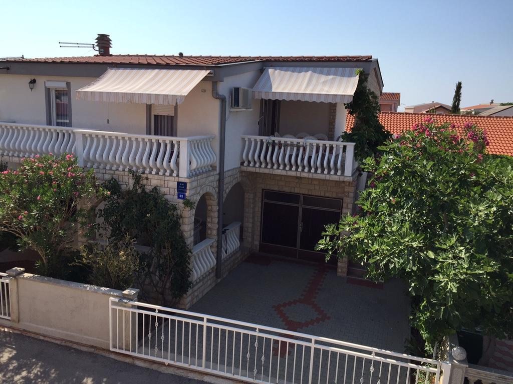 Apartment Krmpotic Vir Esterno foto