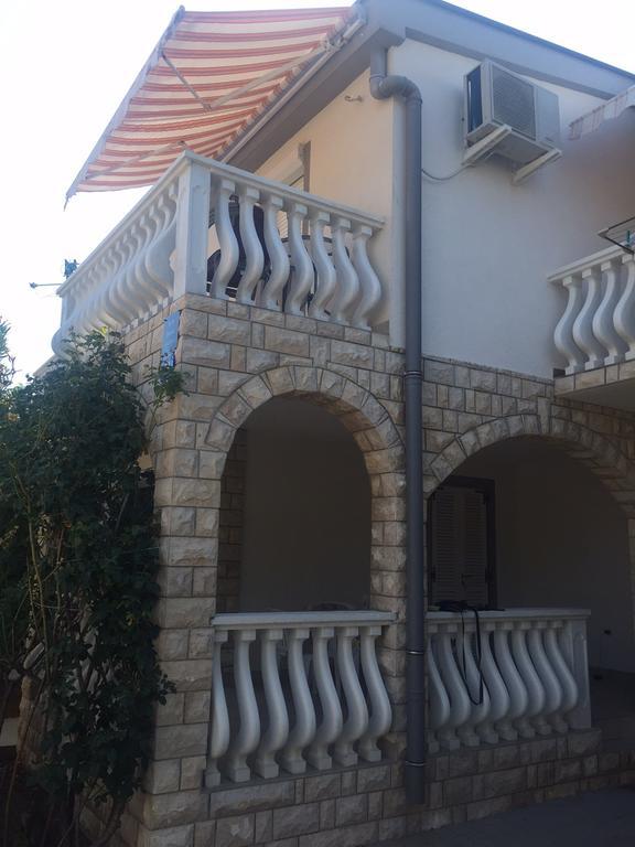 Apartment Krmpotic Vir Esterno foto